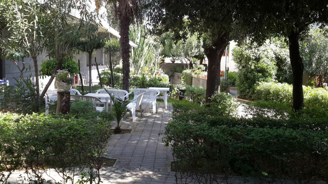 ホテルCentro Giovanile Padre Minozzi ポリコーロ エクステリア 写真